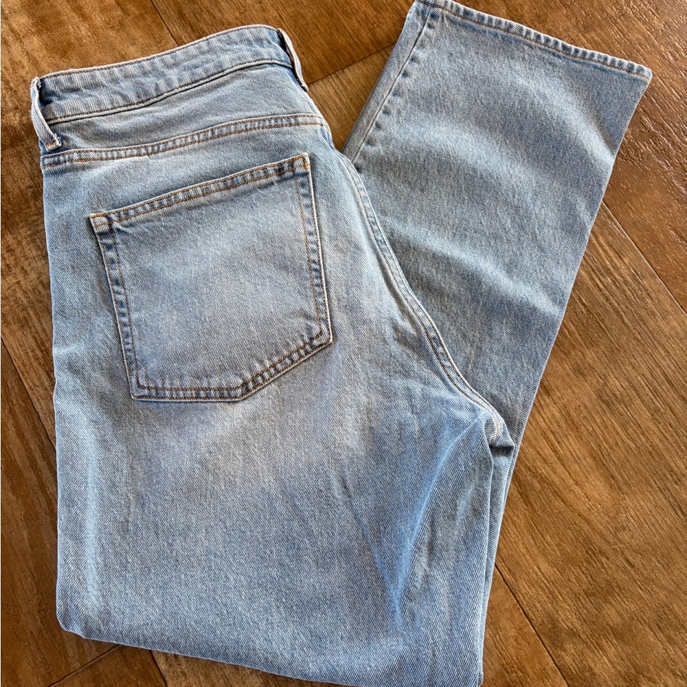 H&M  Women’s Straight Light Blue Jeans Size 10